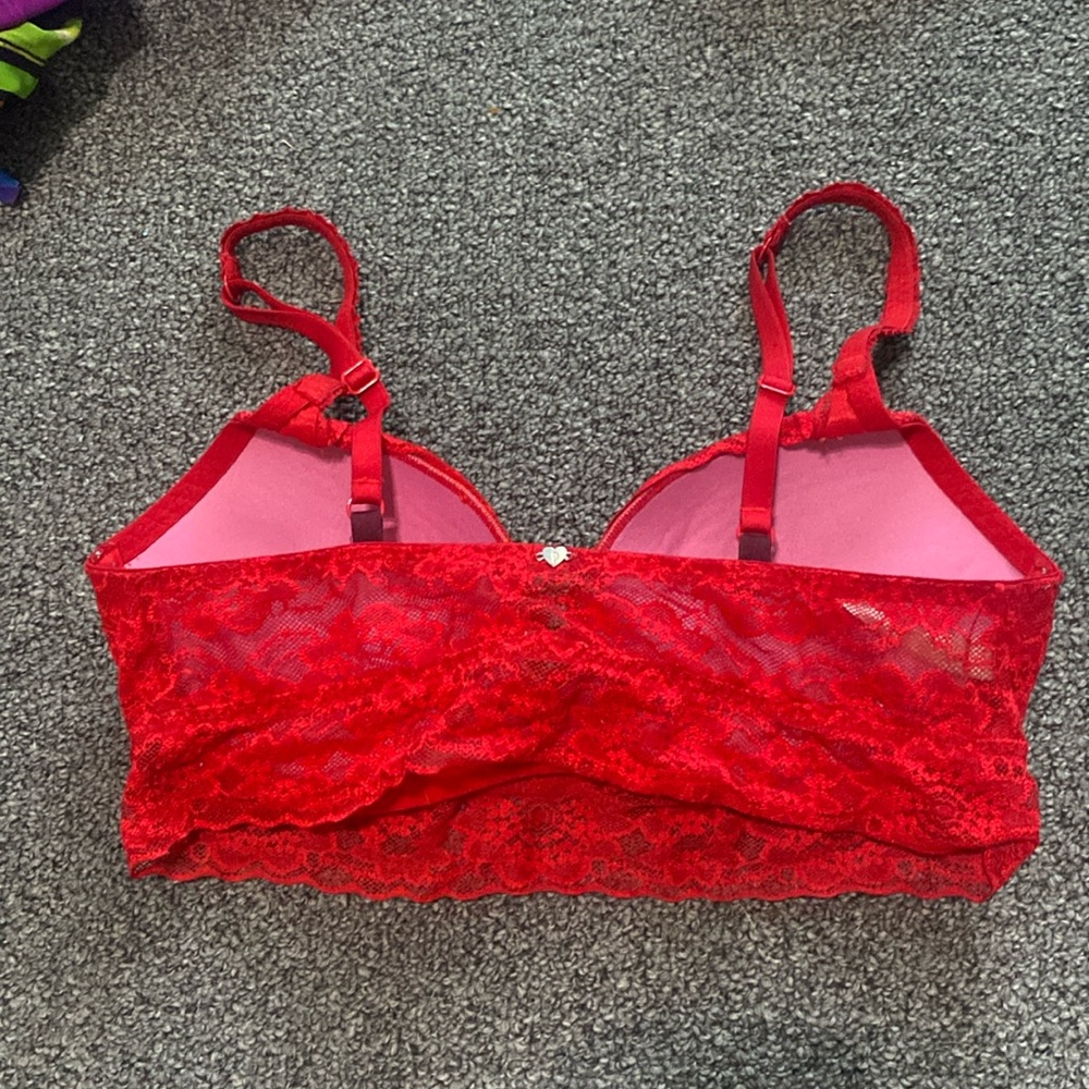 Pink bra - Picture 2 of 4